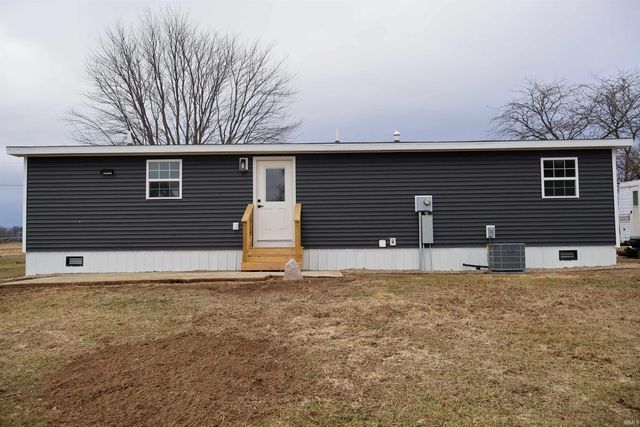 17429 12Th Road, Plymouth, IN 46563