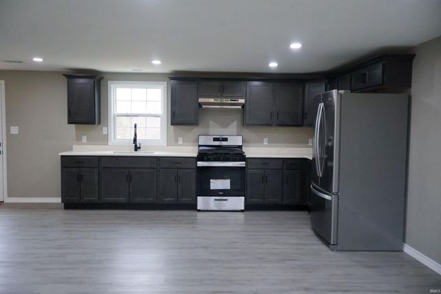 17429 12Th Road, Plymouth, IN 46563