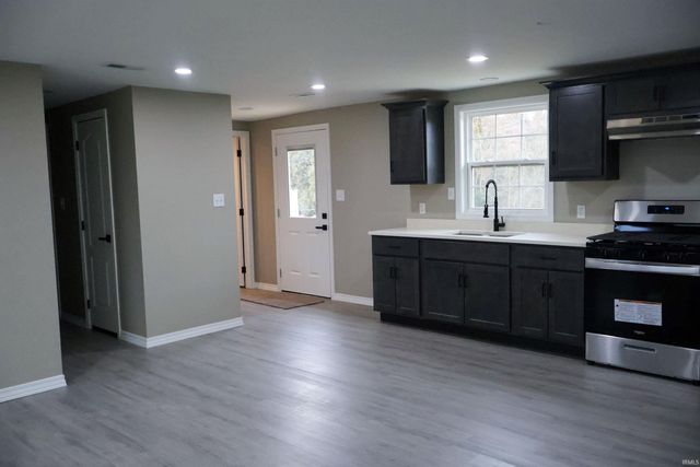 17429 12Th Road, Plymouth, IN 46563