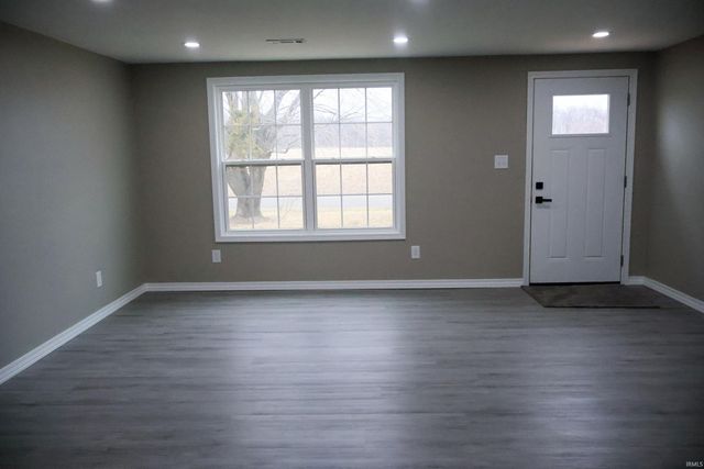 17429 12Th Road, Plymouth, IN 46563