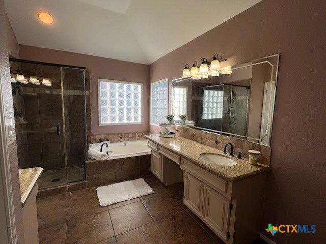 607 Brocton Street, Victoria, TX 77904