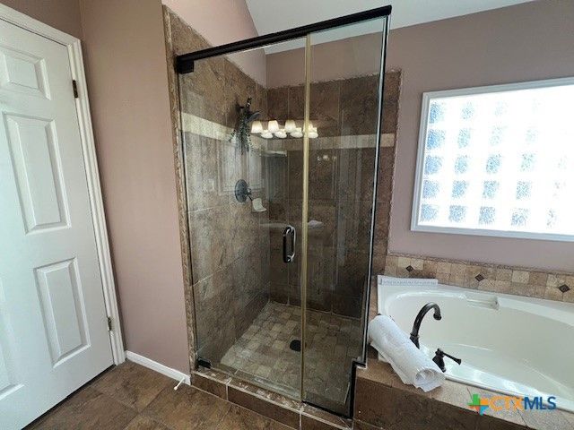 607 Brocton Street, Victoria, TX 77904