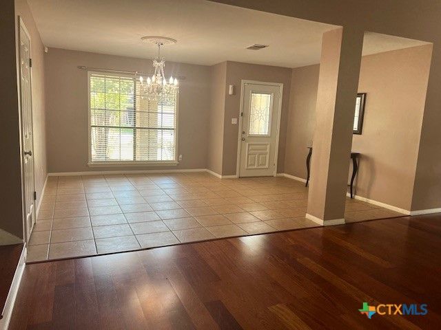 607 Brocton Street, Victoria, TX 77904