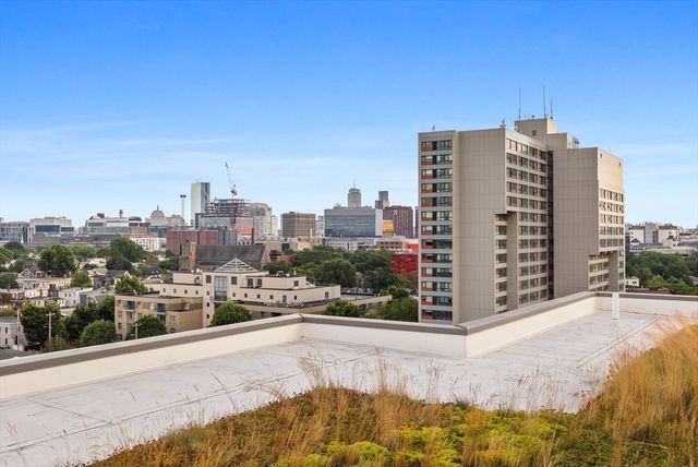 9 Medford Street PH3, Somerville, MA 02143