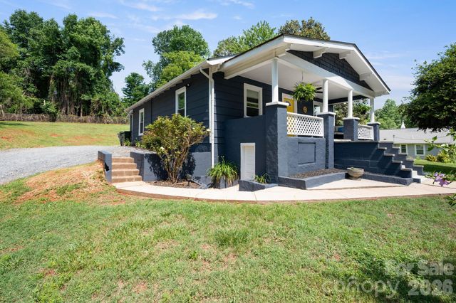 147 N Hillside Street, Rutherfordton, NC 28139