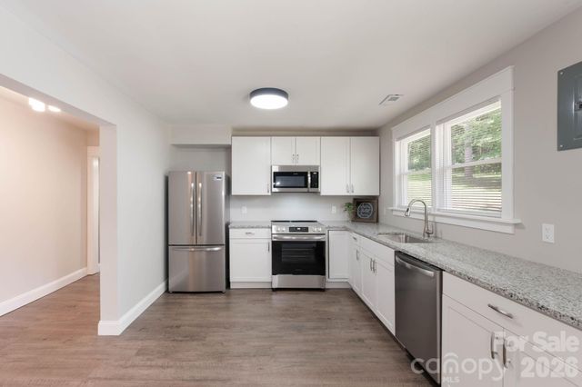 147 N Hillside Street, Rutherfordton, NC 28139