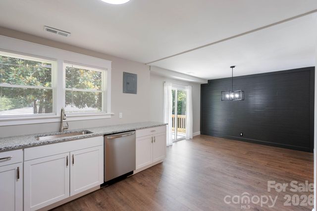 147 N Hillside Street, Rutherfordton, NC 28139