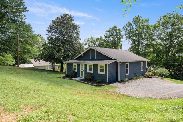 147 N Hillside Street, Rutherfordton, NC 28139