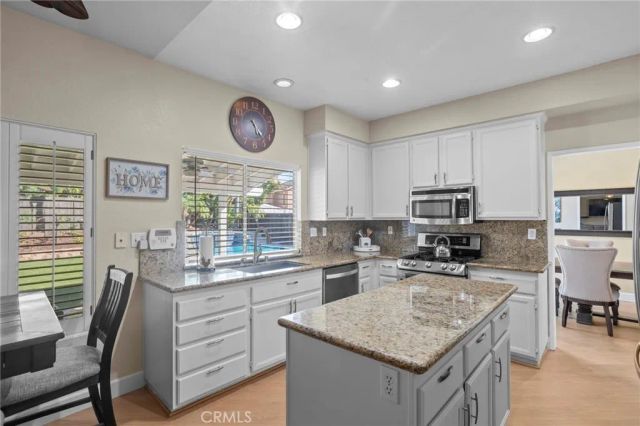 2154 Coriander, Corona, CA 92789