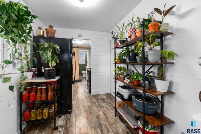 1107 N Kiwanis Ave Avenue, Sioux Falls, SD 57104