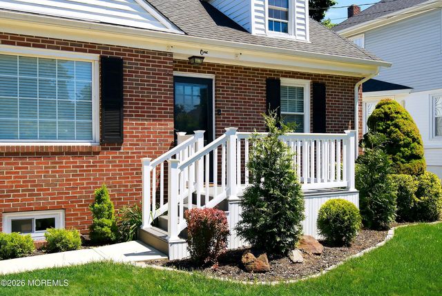 1 Cottage Place, Freehold, NJ 07728