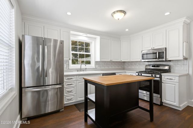 1 Cottage Place, Freehold, NJ 07728