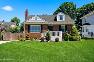1 Cottage Place, Freehold, NJ 07728