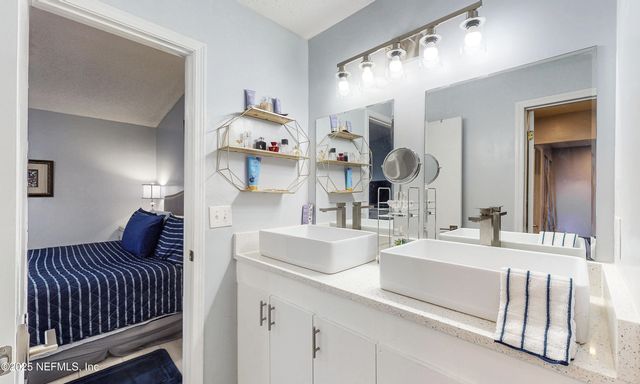 1188 FROMAGE Way, Jacksonville, FL 32225