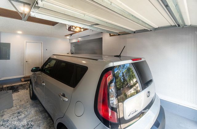 1188 FROMAGE Way, Jacksonville, FL 32225