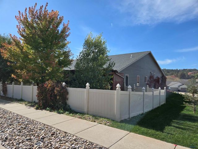 3005 YALE CT, Rapid City, SD 57702