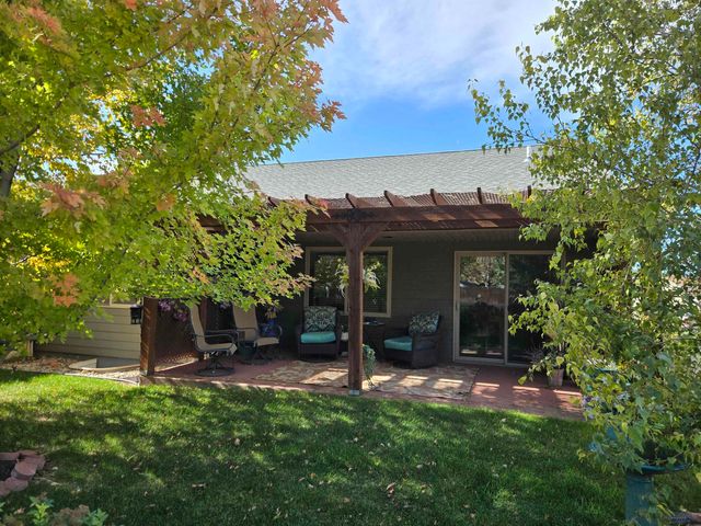 3005 YALE CT, Rapid City, SD 57702