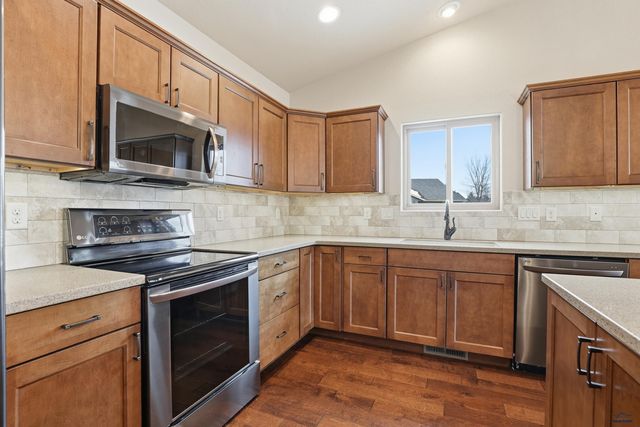 3005 YALE CT, Rapid City, SD 57702