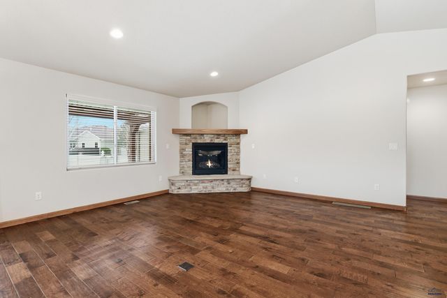 3005 YALE CT, Rapid City, SD 57702