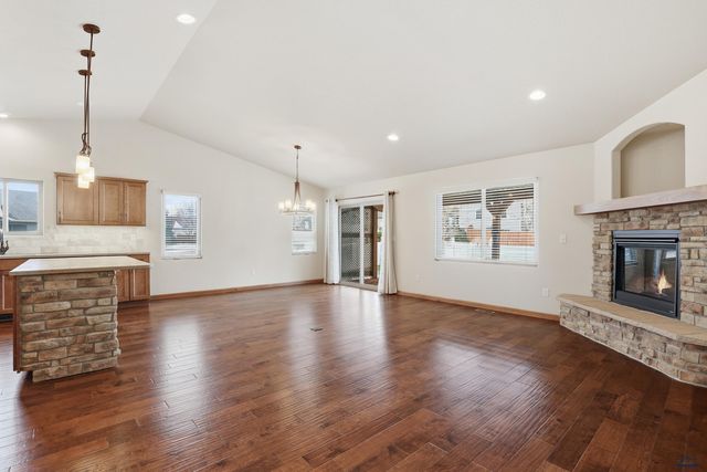 3005 YALE CT, Rapid City, SD 57702