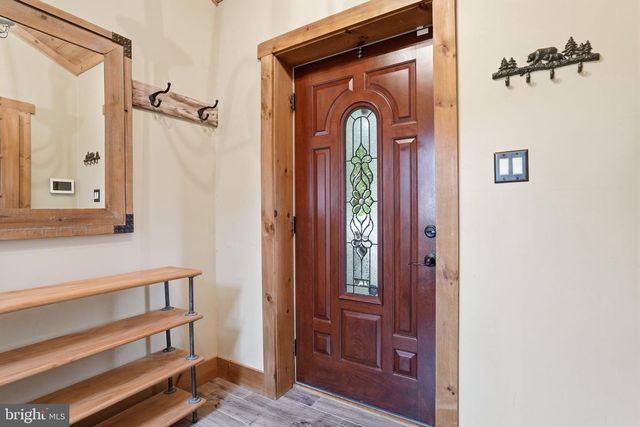 212 W FRANKLIN ST, Morrisville, PA 19067