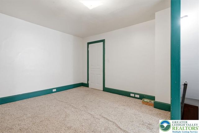 341 Fairview Street, Franklin Twp, PA 18235
