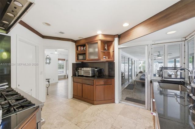 1310 SE 14th Court, Deerfield Beach, FL 33441