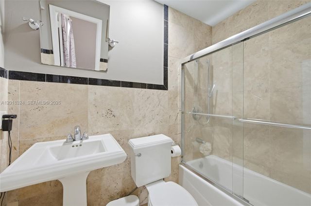 1310 SE 14th Court, Deerfield Beach, FL 33441