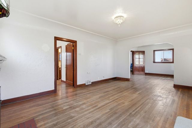 337 S Crosby St, Tekoa, WA 99033