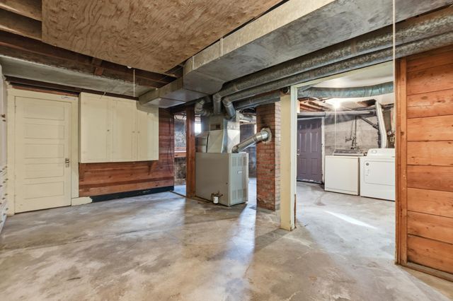 337 S Crosby St, Tekoa, WA 99033