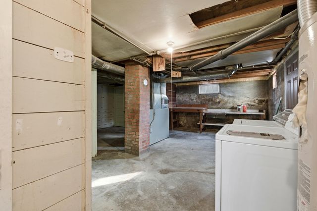 337 S Crosby St, Tekoa, WA 99033