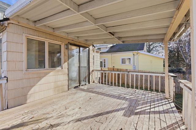 337 S Crosby St, Tekoa, WA 99033