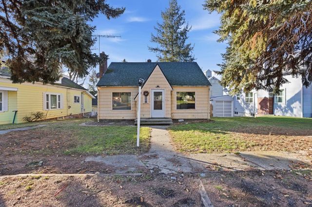 337 S Crosby St, Tekoa, WA 99033