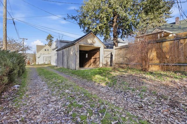 337 S Crosby St, Tekoa, WA 99033