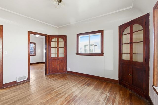 337 S Crosby St, Tekoa, WA 99033