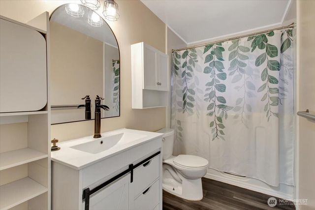 7313 228th Street SW, Mountlake Terrace, WA 98043