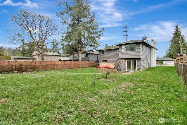 7313 228th Street SW, Mountlake Terrace, WA 98043