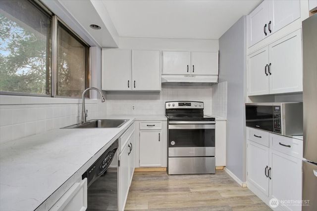 7313 228th Street SW, Mountlake Terrace, WA 98043