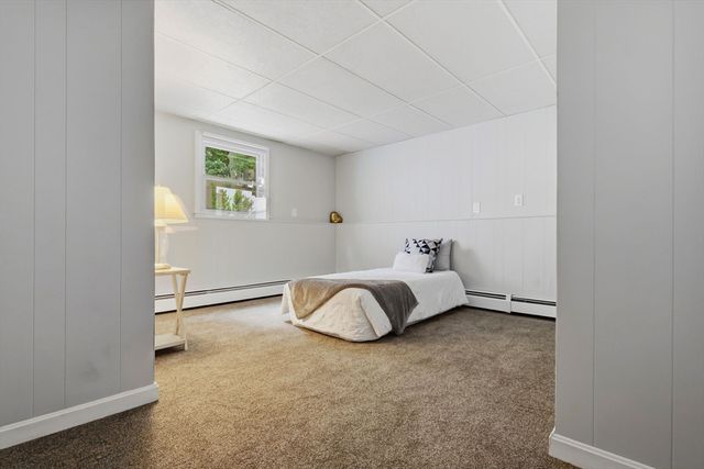 7 Taylor St, Saugus, MA 01906