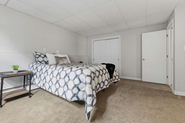 7 Taylor St, Saugus, MA 01906
