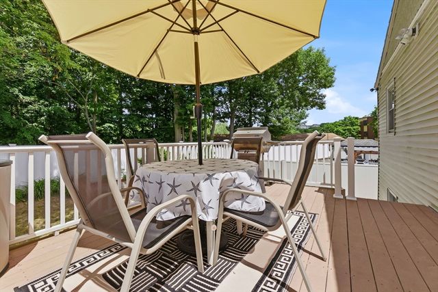 7 Taylor St, Saugus, MA 01906