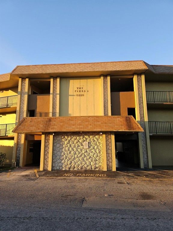 5335 NW 10th Court 307, Plantation, FL 33313