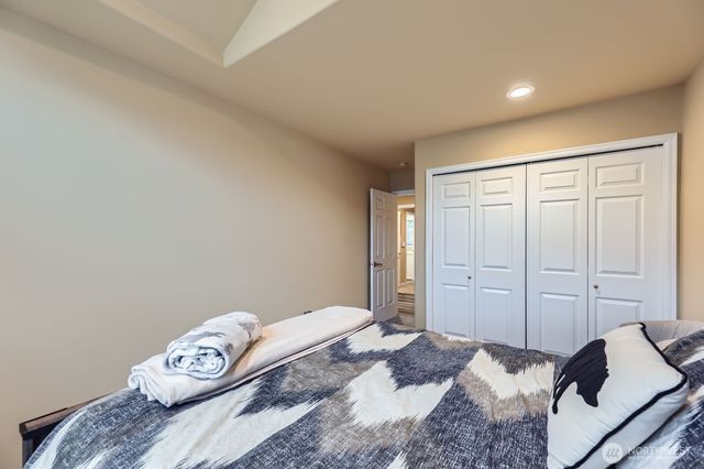 15413 34th Avenue SE, Mill Creek, WA 98012
