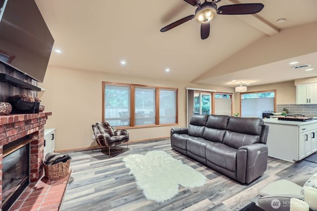 15413 34th Avenue SE, Mill Creek, WA 98012