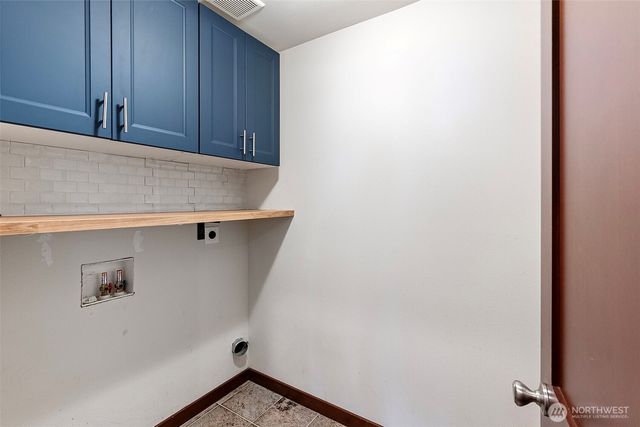 1709 Shorewood Drive, Bremerton, WA 98312