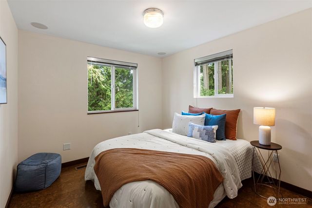 1709 Shorewood Drive, Bremerton, WA 98312