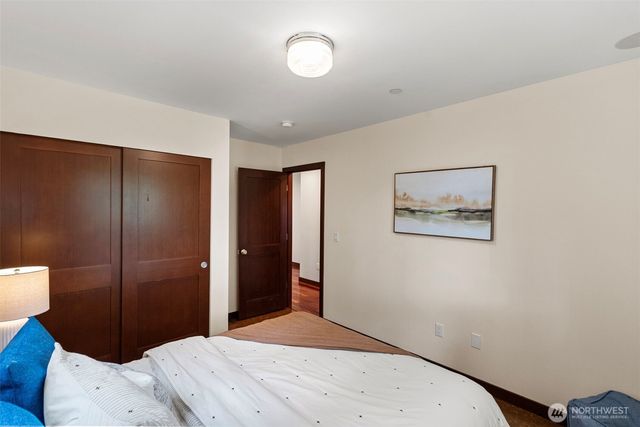 1709 Shorewood Drive, Bremerton, WA 98312