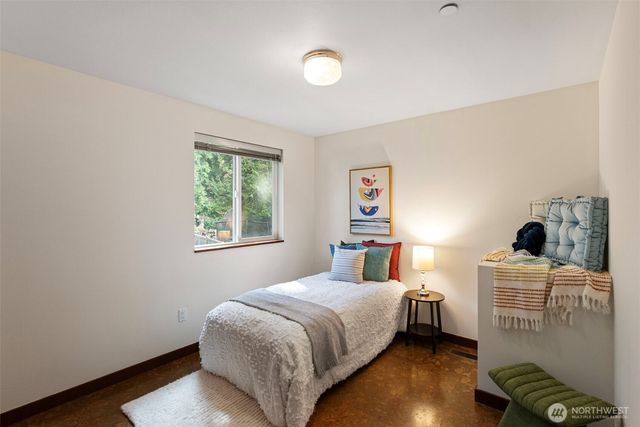 1709 Shorewood Drive, Bremerton, WA 98312