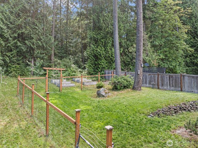 1709 Shorewood Drive, Bremerton, WA 98312