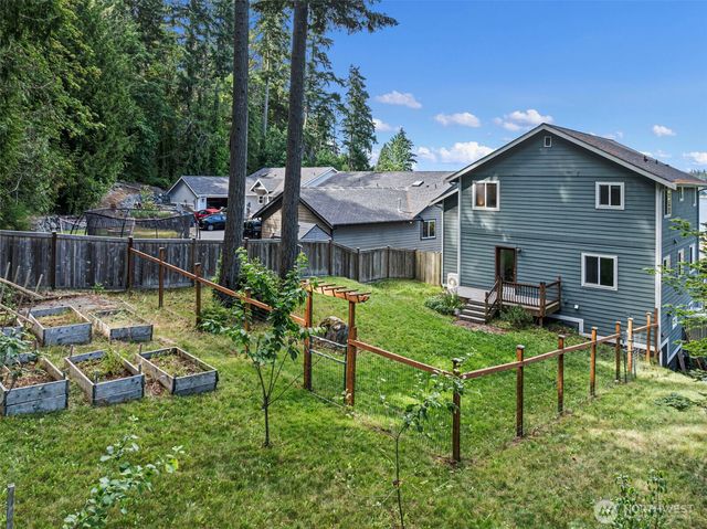 1709 Shorewood Drive, Bremerton, WA 98312